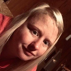 Meet your Posher, Kendra